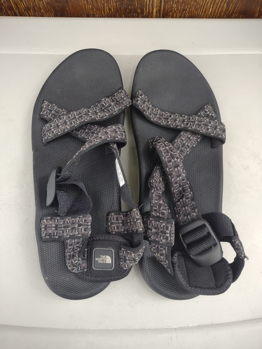 The North Face Ultratac Black Gray Strappy Sandals Men's 10